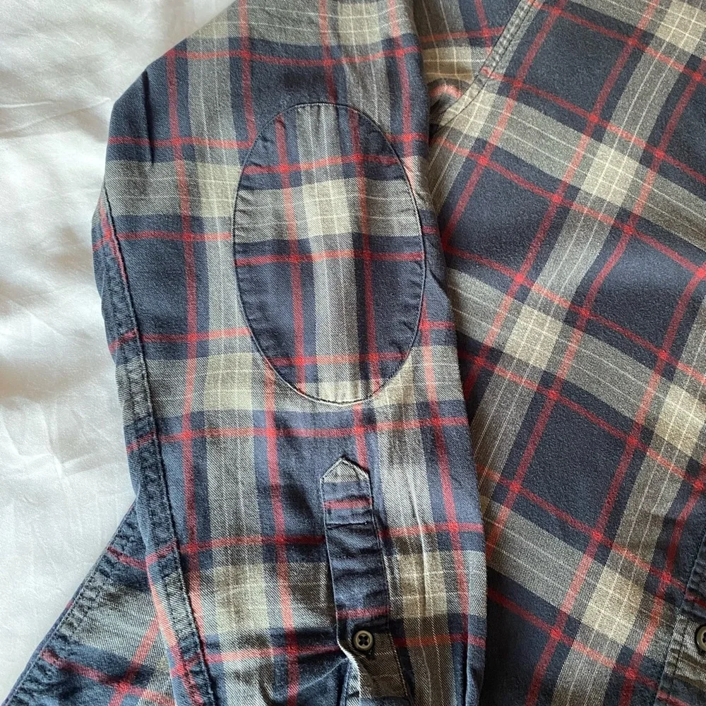 Banana Republic Men's Plaid Shirt - Navy and Red Luxe Flannel Slim Fir Size M - Picture 4 of 7